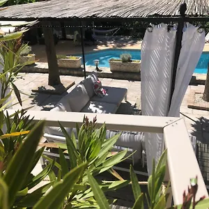 Quinissole Bed & Breakfast